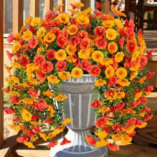 4 Packs of Simulated Hanging Petunias - Suitable for Both Indoor and Outdoor Use, Weather-Resistant and Low-Maintenance Decoration, Suitable for Seasonal Decorations on Porches, Courtyards and Balconies Decorative Plants Ornaments